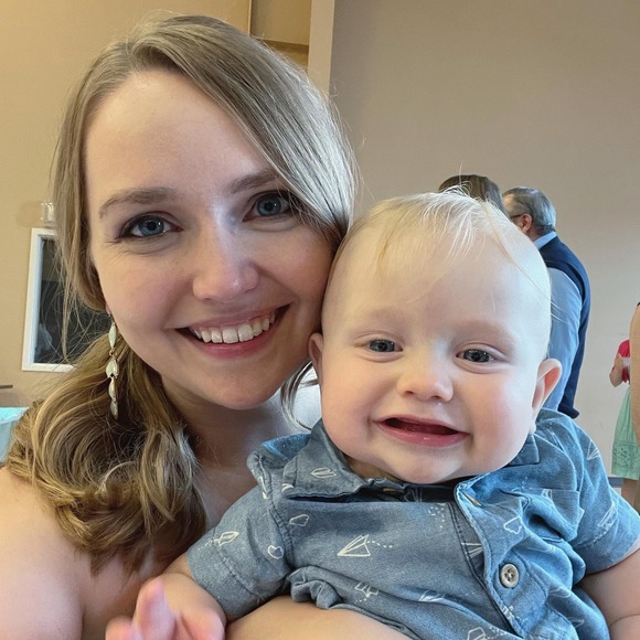 Meet your Posher, Lindsay - Picture 1 of 1